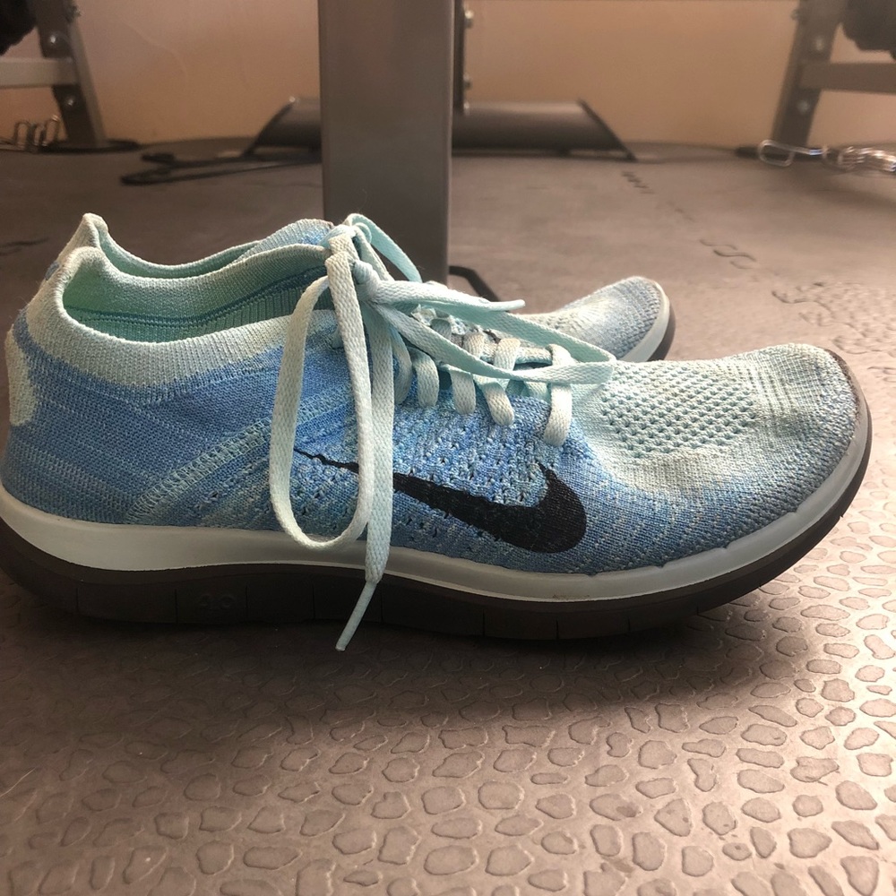 Nike Free Flyknit 4.0- SOLD